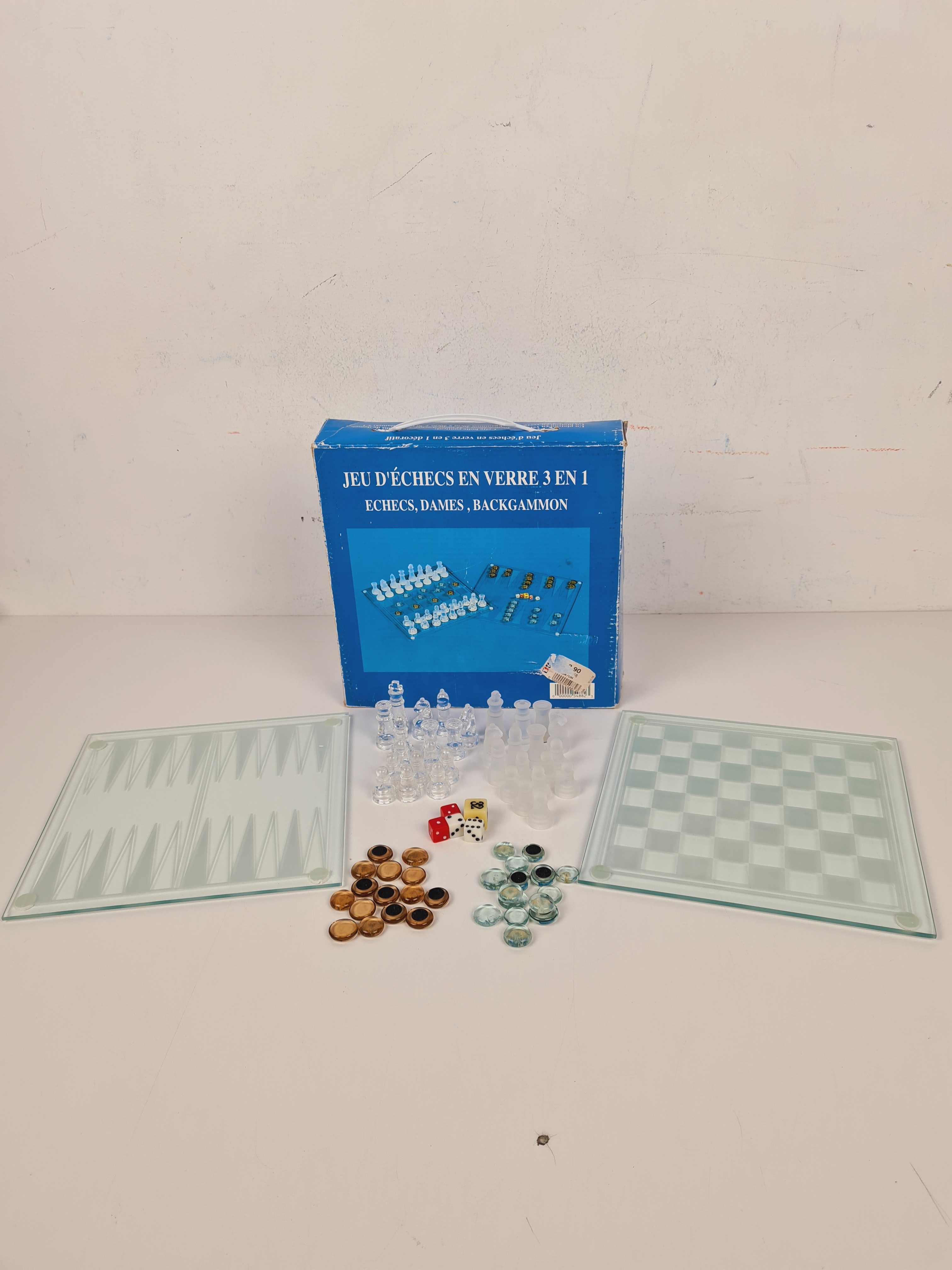 Jeu de stratégie - Jeu d'échecs en verre 3 en 1 - Dès 7 ans Bon état - Vue 4 - 